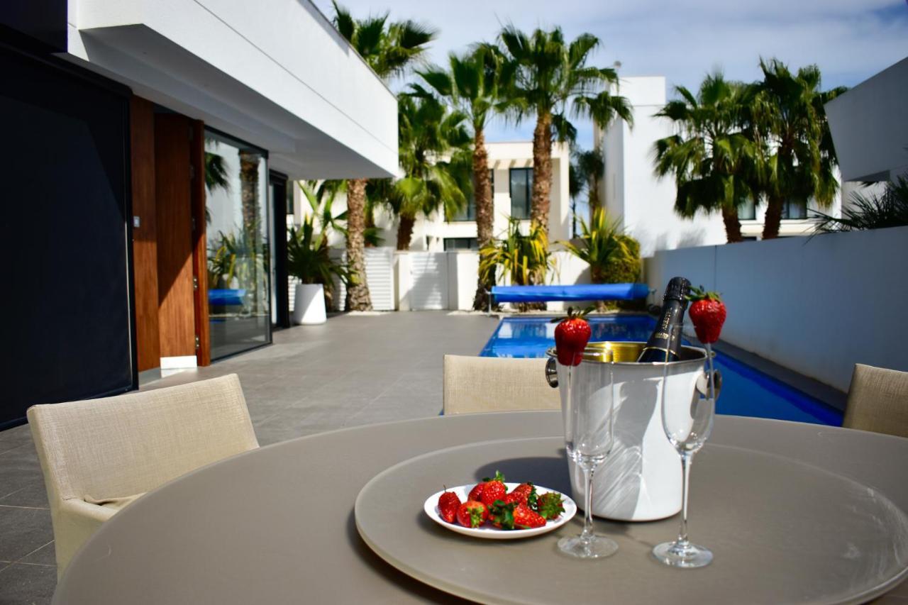 Luxury Laguna - Villa Ciudad Quesada