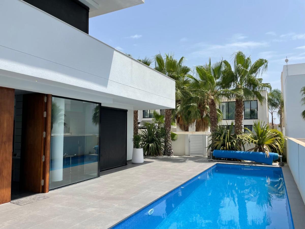 Luxury Laguna - Villa