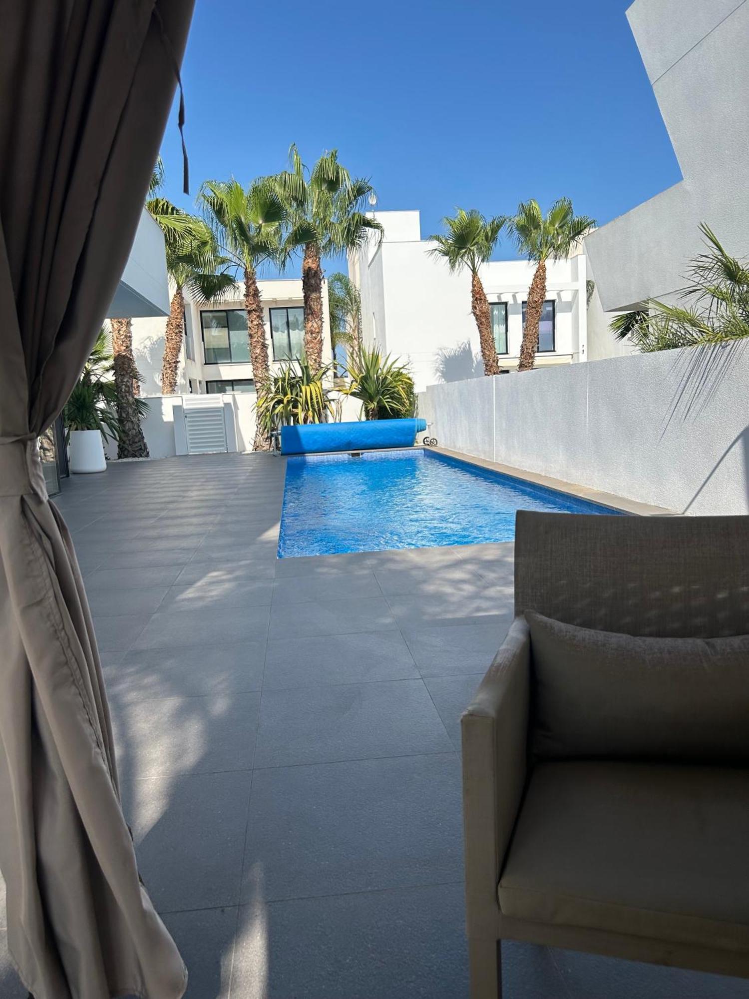 Luxury Laguna - Villa Ciudad Quesada