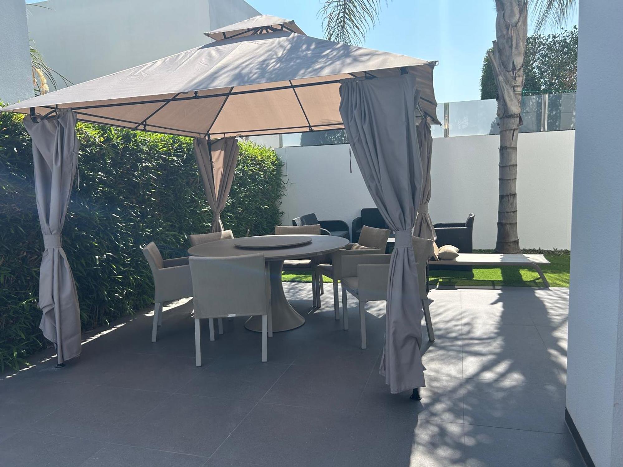 Luxury Laguna - Villa